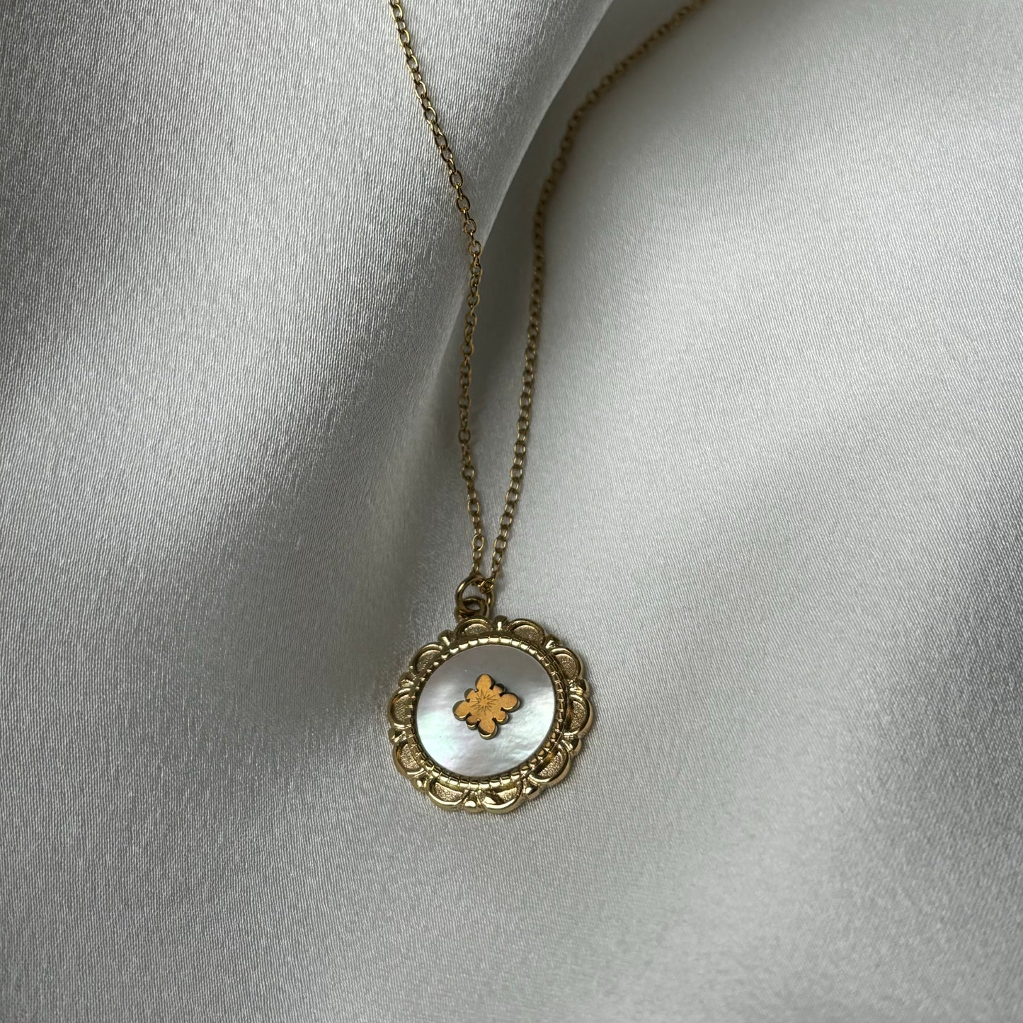 Collier Estrella