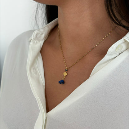 Collier Blue
